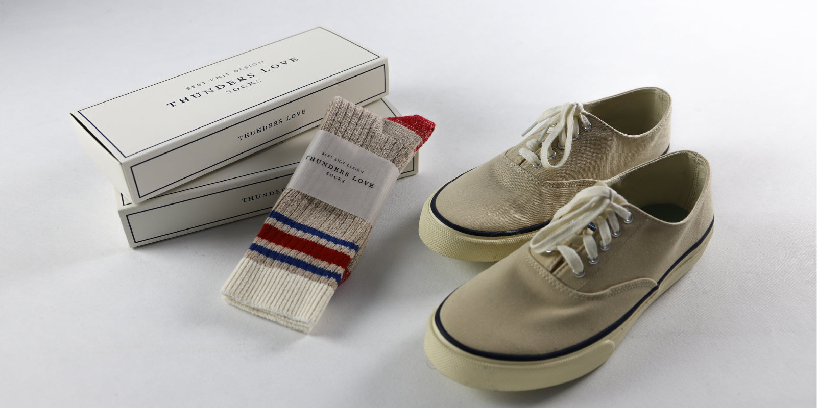 Nautical socks for fashionable summer look