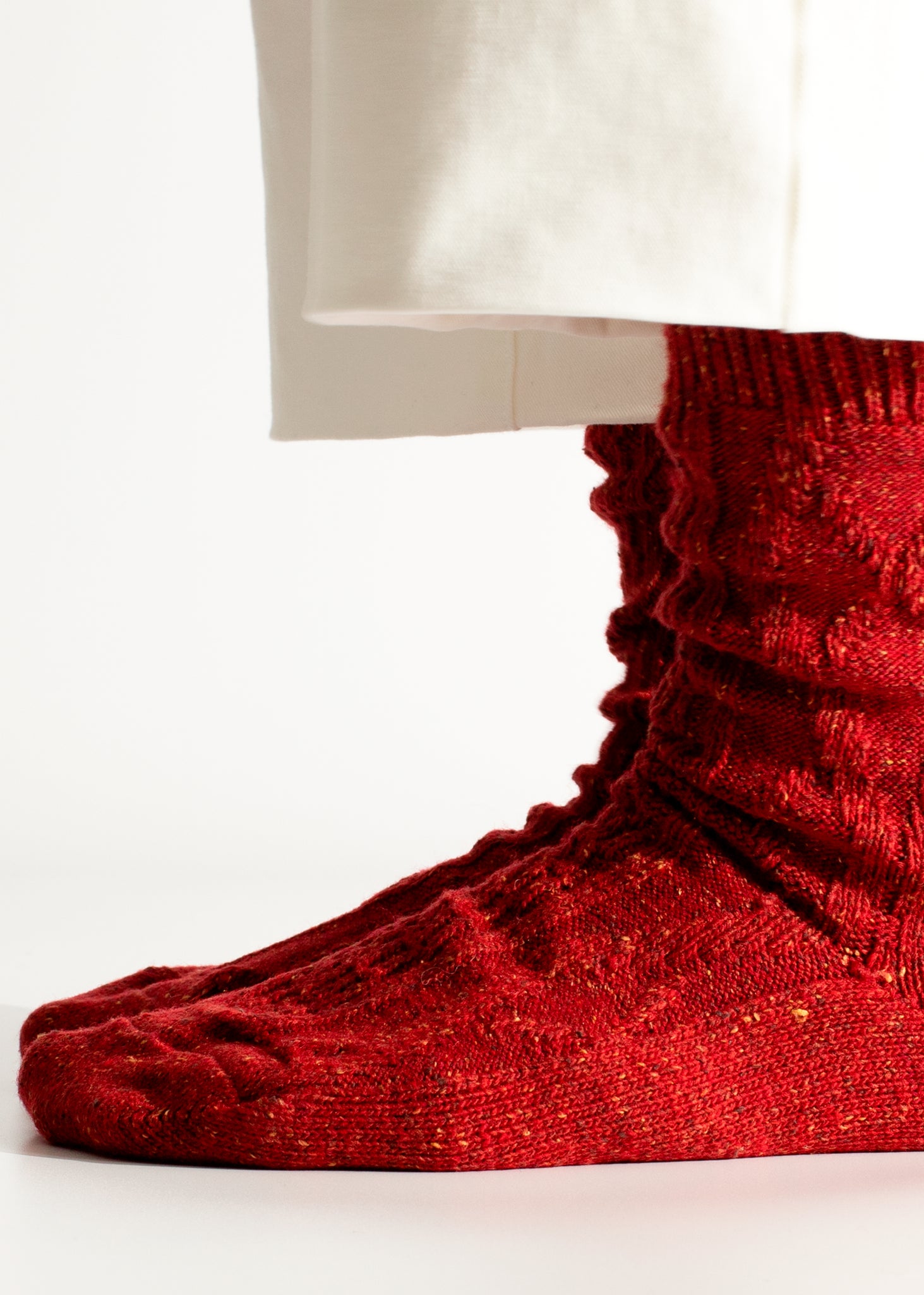 Thunders Love Wool Braid Dark Red Socks