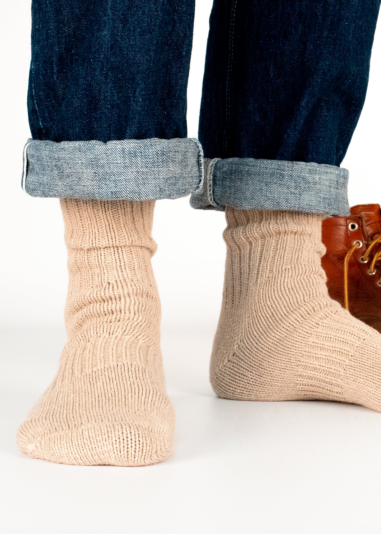 Thunders Love Color Block Ribbed Raw White Socks