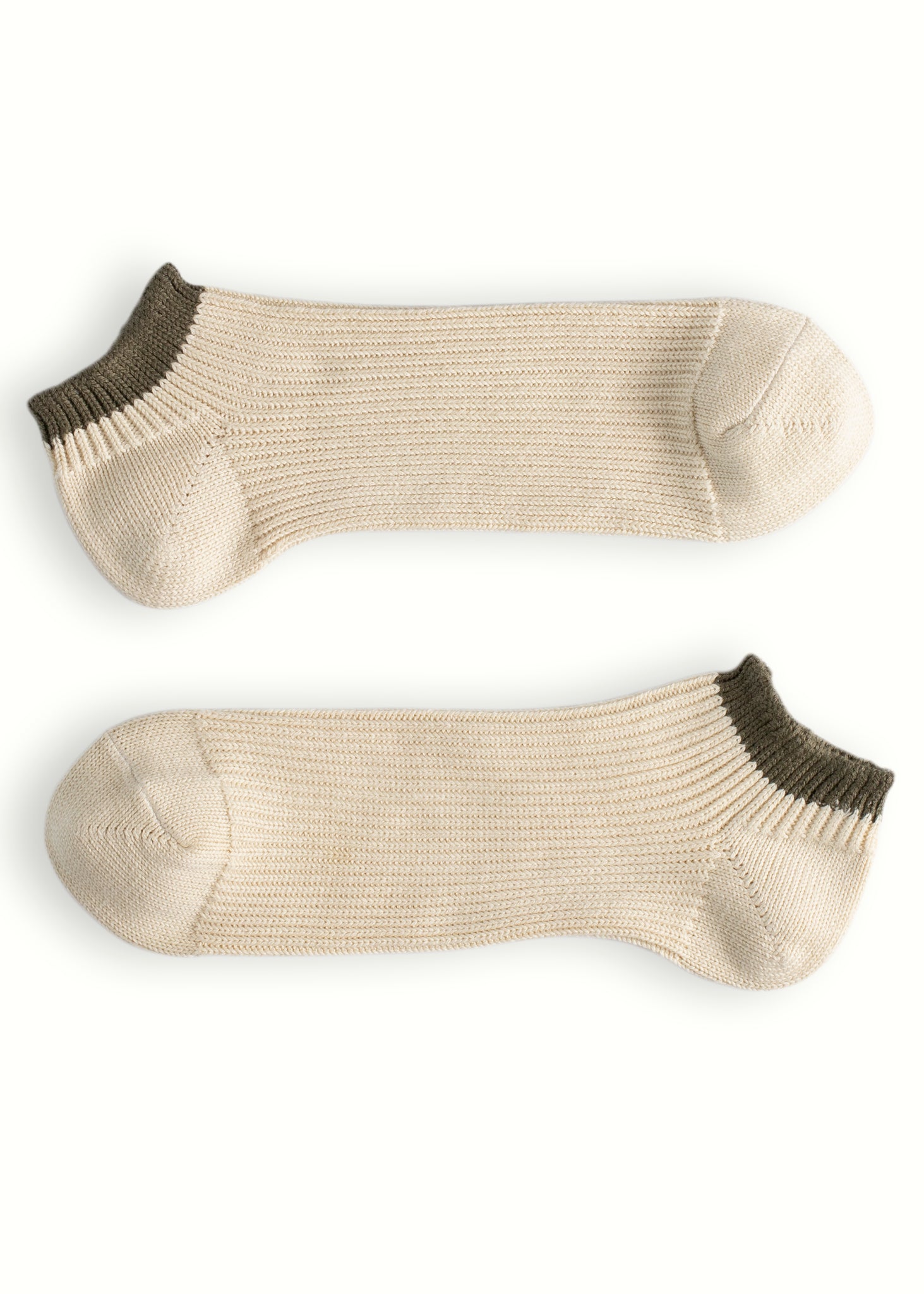 Thunders Love Link Ankle Raw White Socks