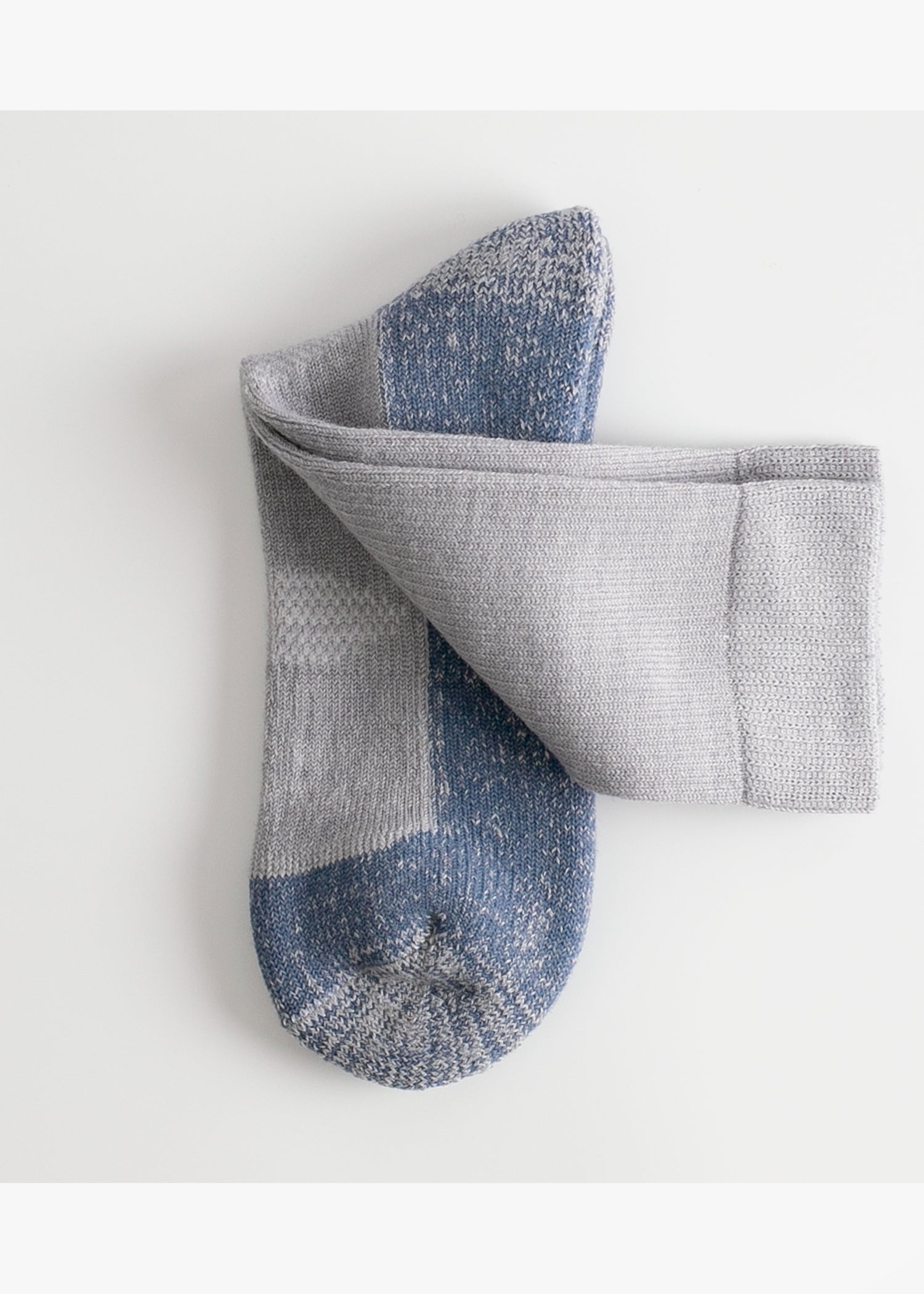 Thunders Love Outdoor Hiking Grey And Blue Socks